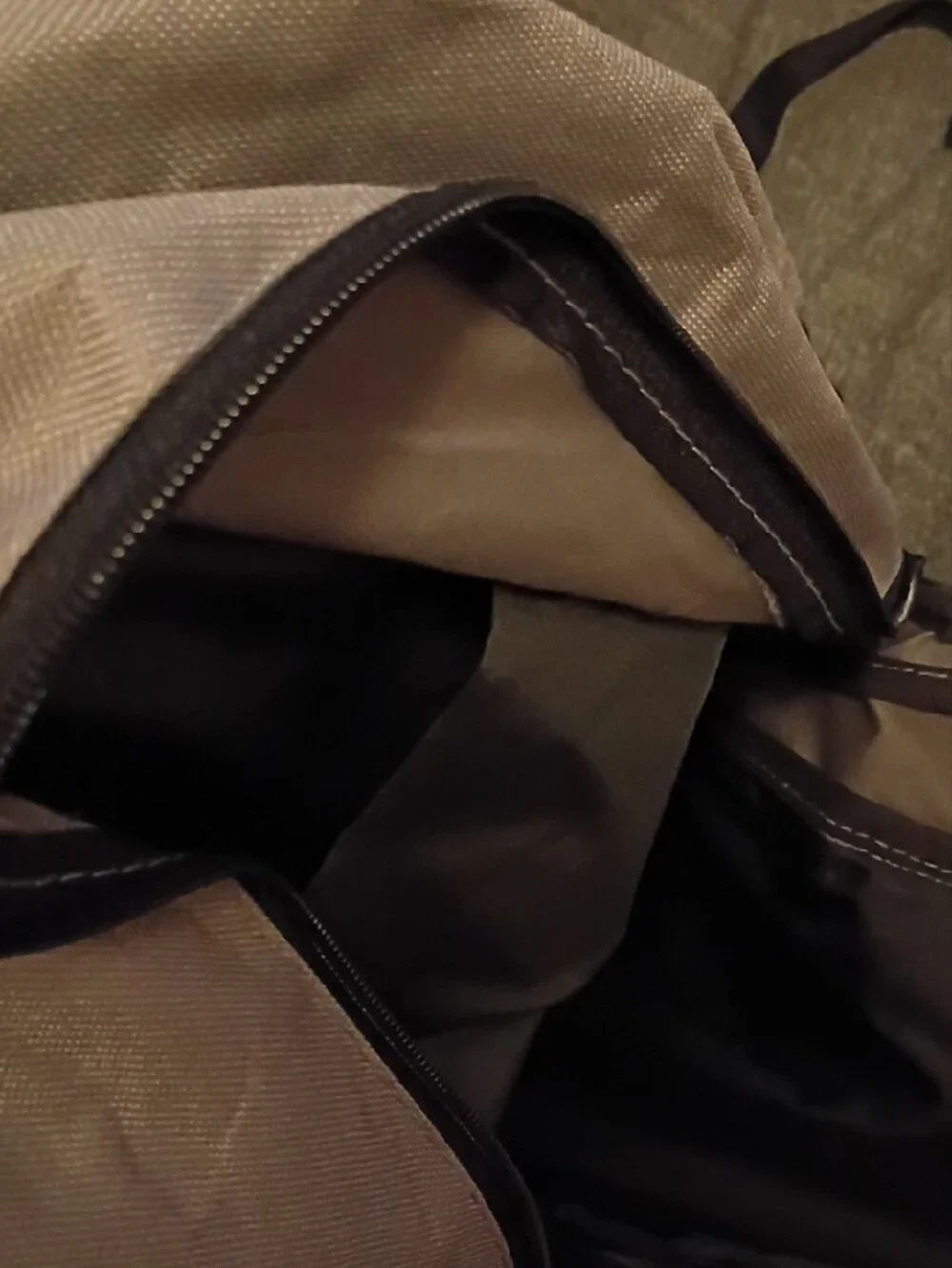 Men’s Gray Everyday Backpack with Front Bungee Cord